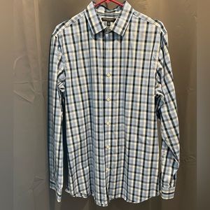 Banana Republic non iron button down, grant fit, large